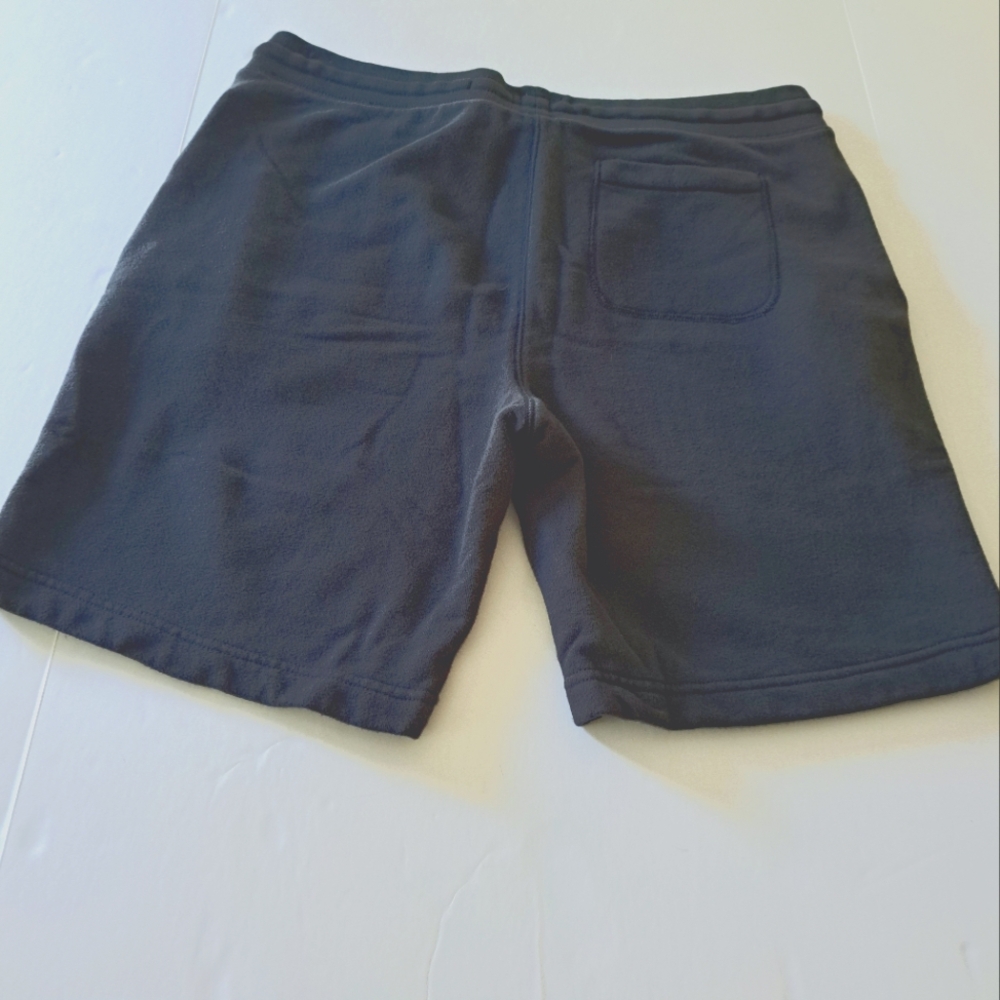 GAP Men's Knit Black Shorts - Picture 2 of 13